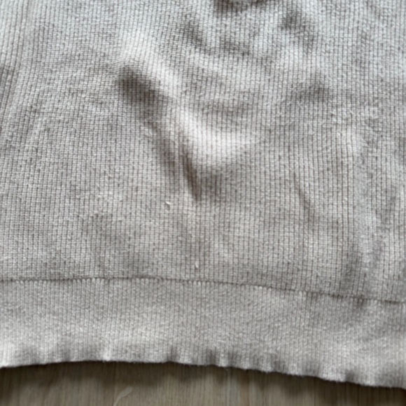 Mangos Button Detail Sweater - Picture 4 of 8